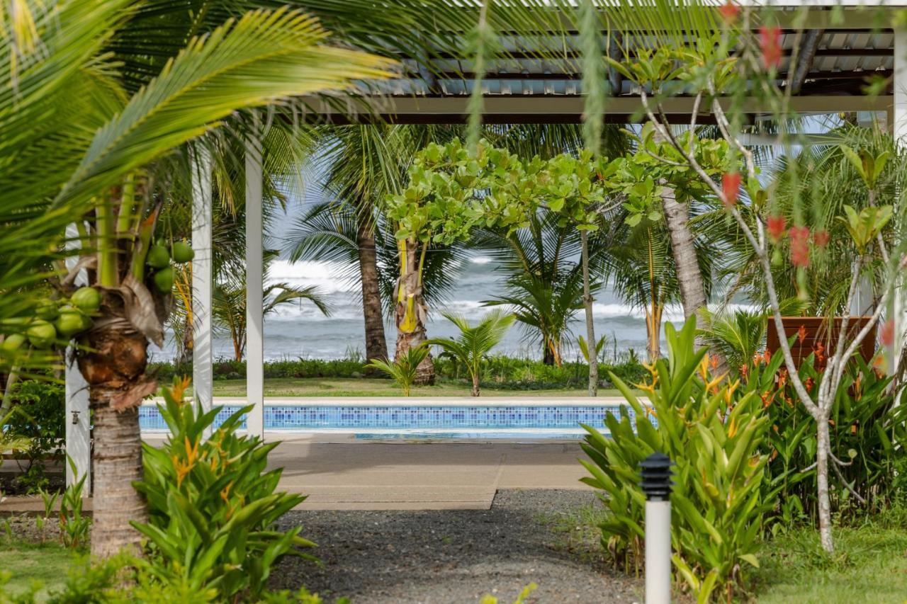 Salvatierra Beachfront Hotel Puerto Coyote Exterior foto