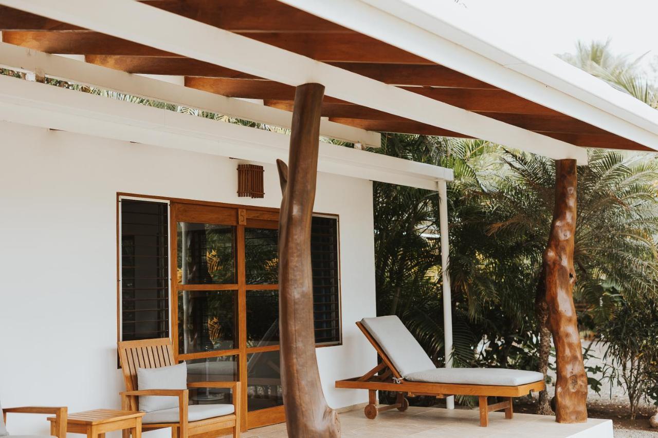 Salvatierra Beachfront Hotel Puerto Coyote Exterior foto
